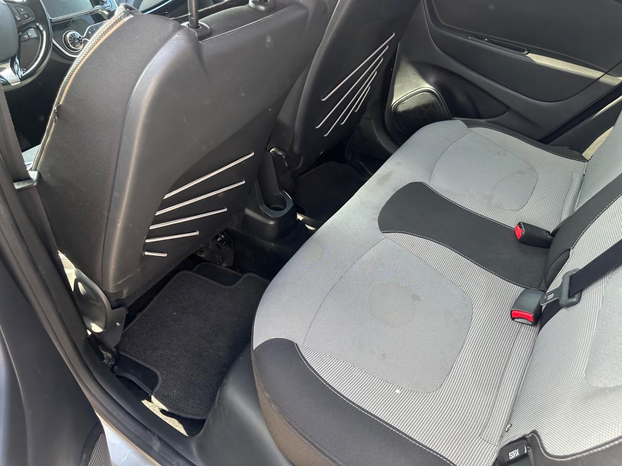 Renault Captur 1.2 TCe 120 CV EDC Energy R-Link bicolor cerchi in lega 17*