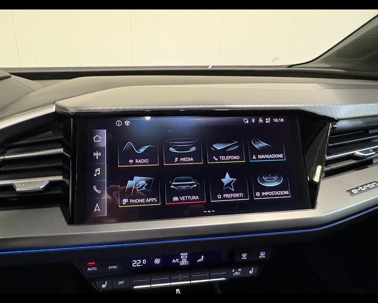 AUDI Q4 45 E-TRON S-LINE EDITION