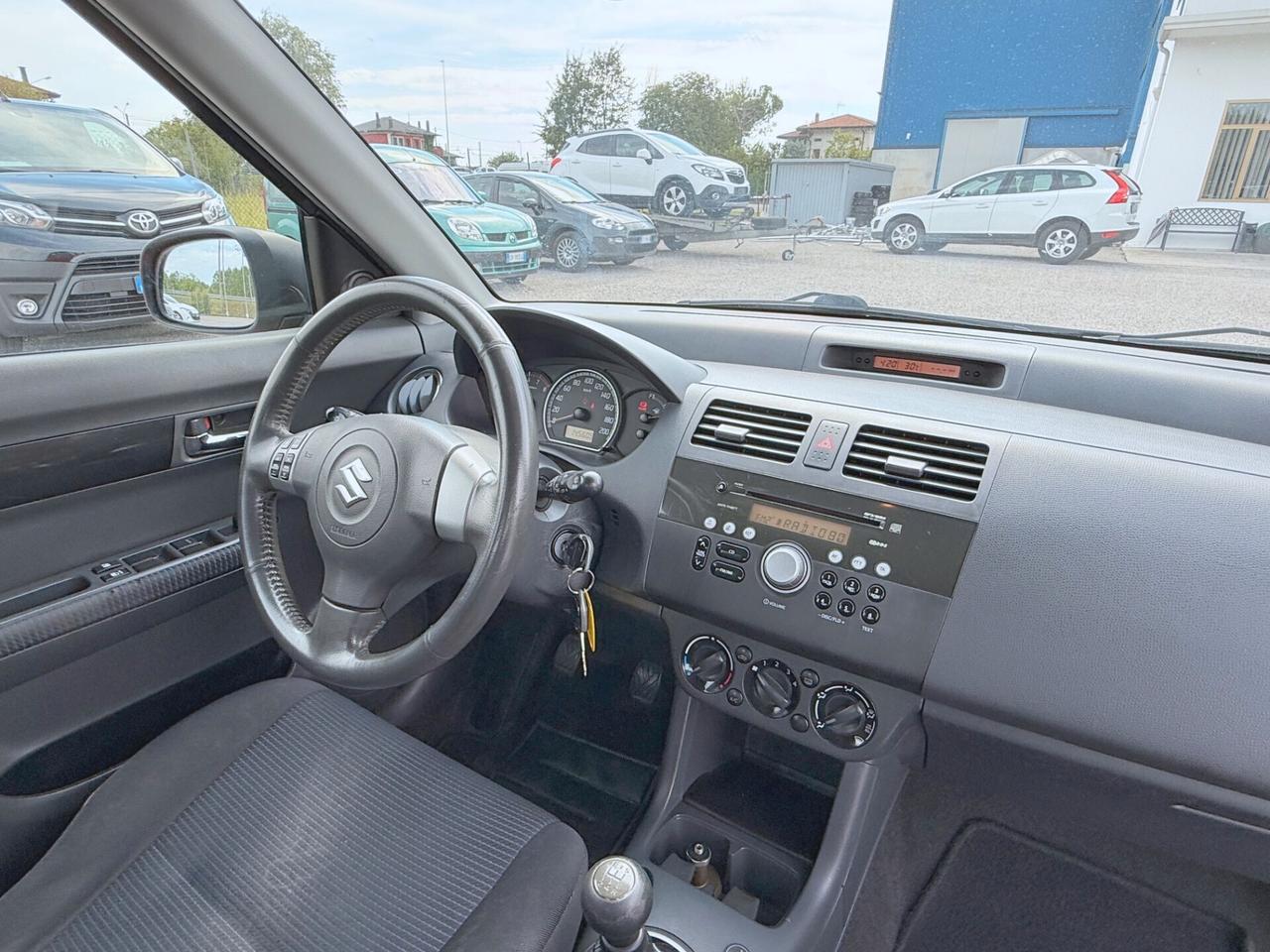 Suzuki Swift 1.3 4x4 5p. GL