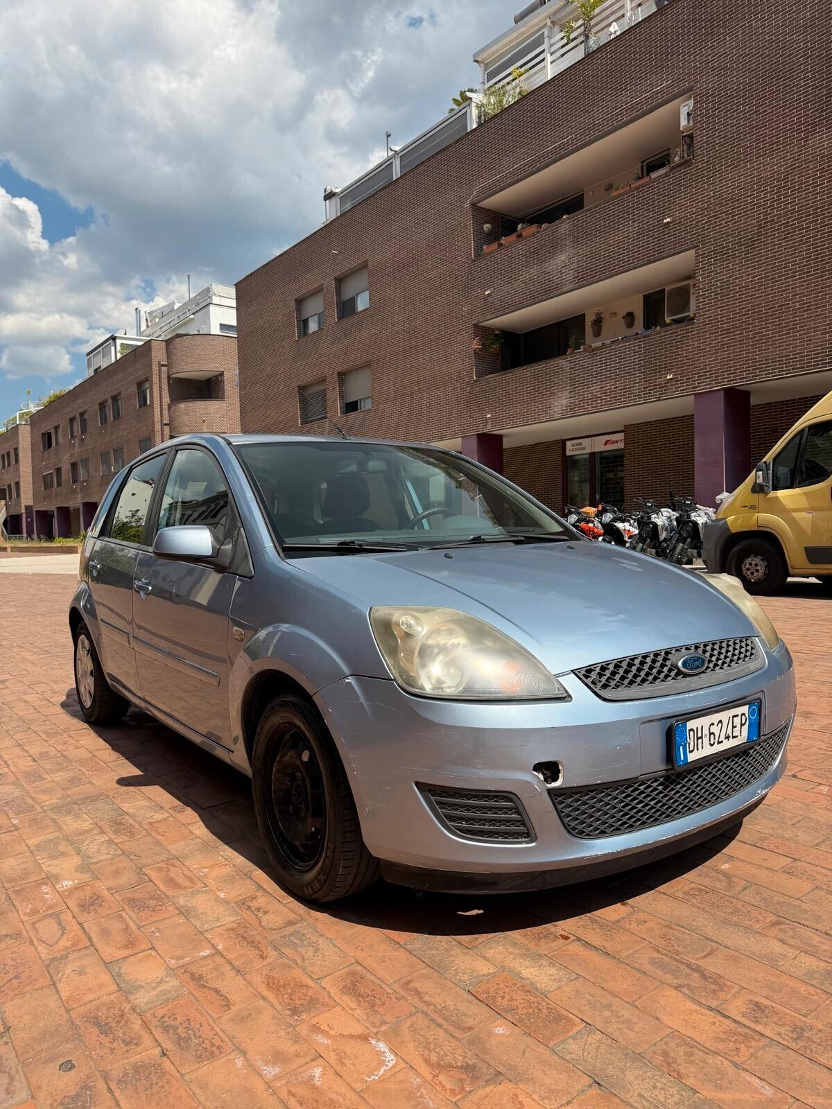 Ford Fiesta 1.4 TDCi 5p. Titanium