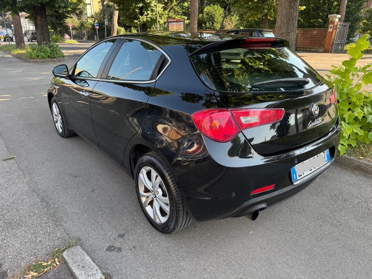 Alfa Romeo Giulietta 1.4 GPL neopaten garanzia 12 mesi
