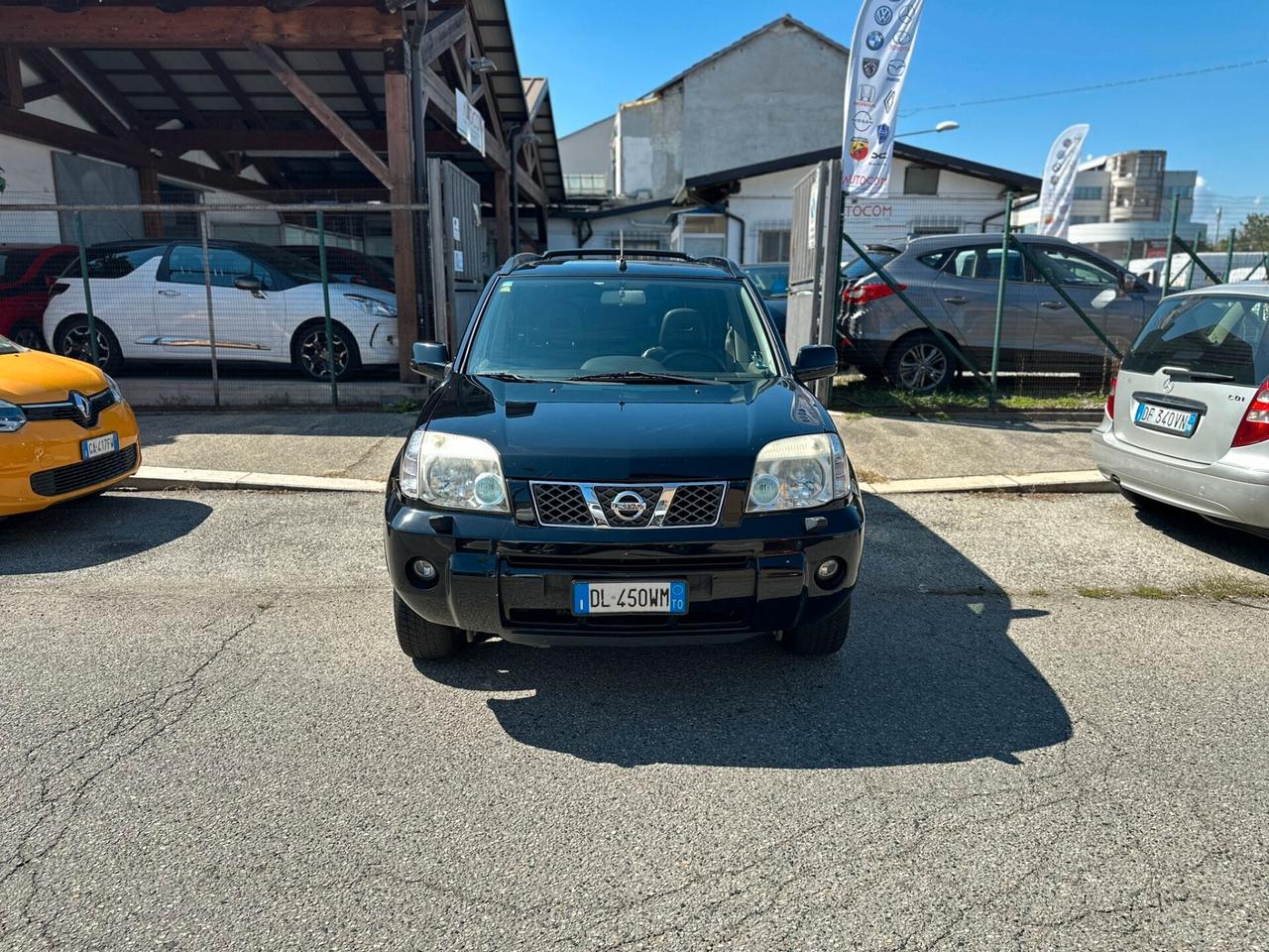 Nissan X-Trail 2.2 dCi Elegance Columbia