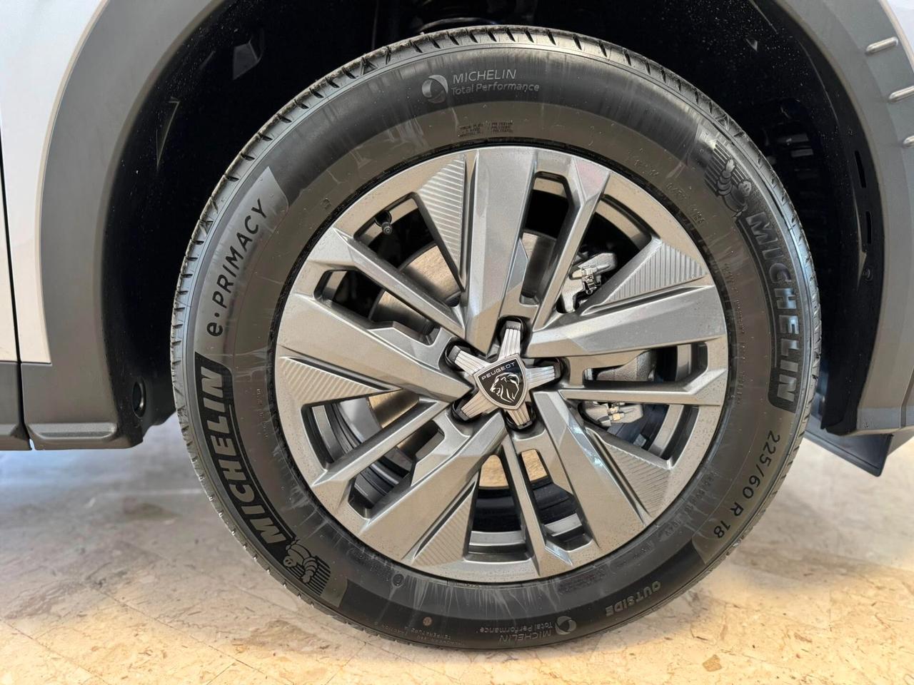 Peugeot 5008 Hybrid 145 e-DCS6 Allure