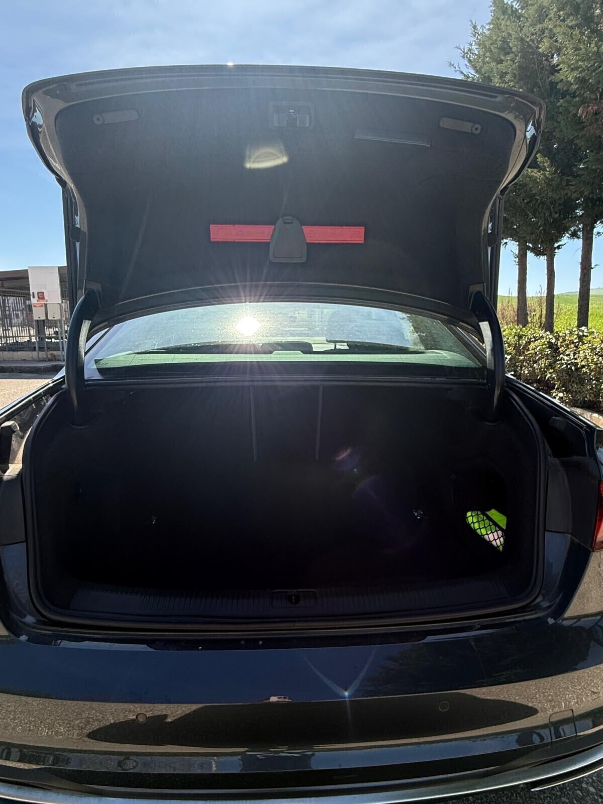 Audi A4 30 TDI/136 CV S tronic Business Advanced