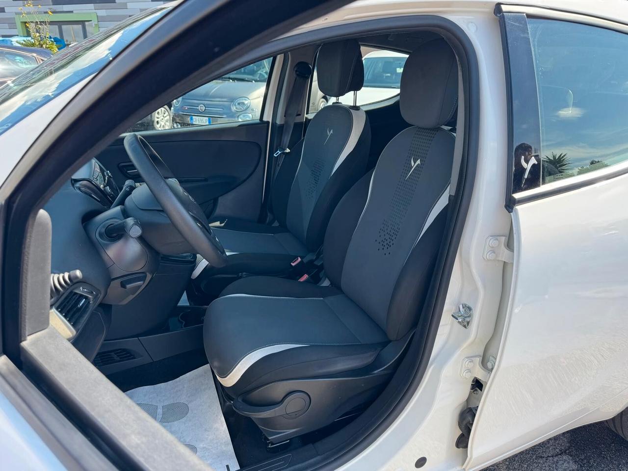 Lancia Ypsilon 1.2 GPL (SCADENZA 2036) ECOCHIC 2015