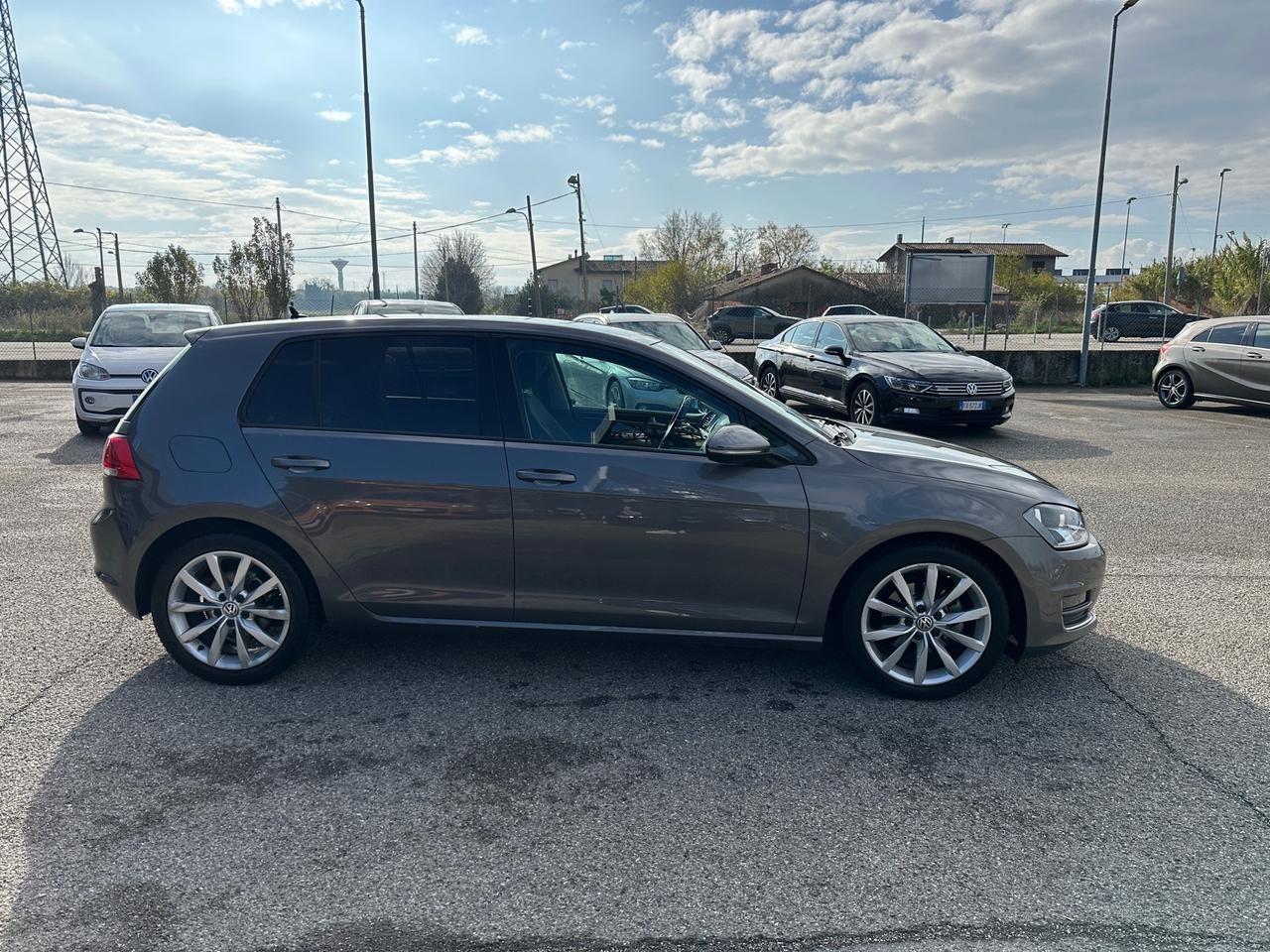 Volkswagen Golf 1.6 TDI 5p. Highline BlueMotion Technology - 2015