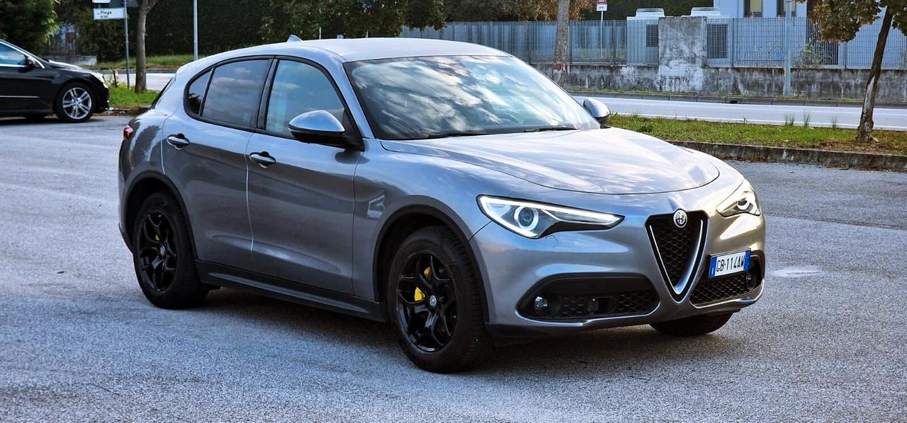 Alfa Romeo Stelvio 2.2 Turbodiesel 190 CV AT8 Q4
