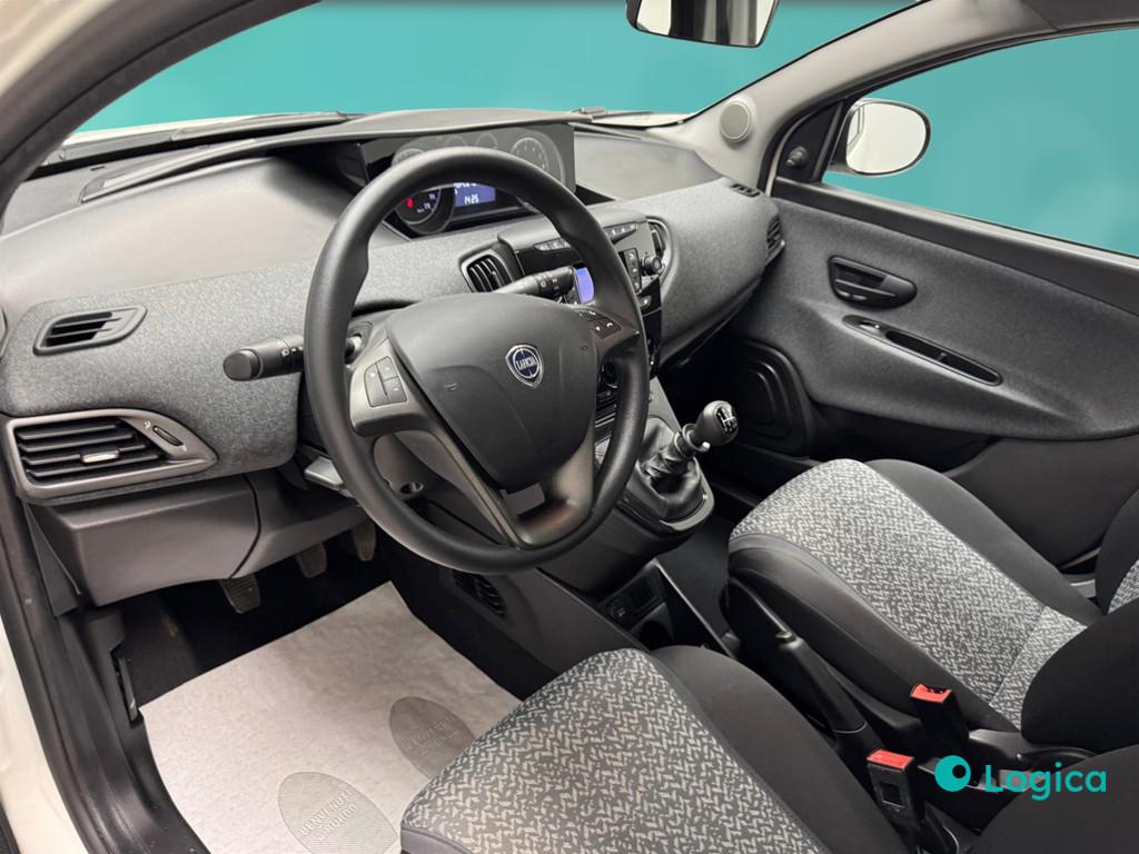LANCIA Ypsilon III 2021 - Ypsilon 1.0 firefly hybrid Silver s&s 70c