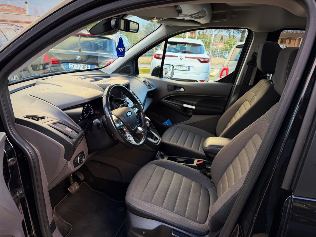 Ford Tourneo Connect 1.5 TDCi 120 CV Powershift Titanium