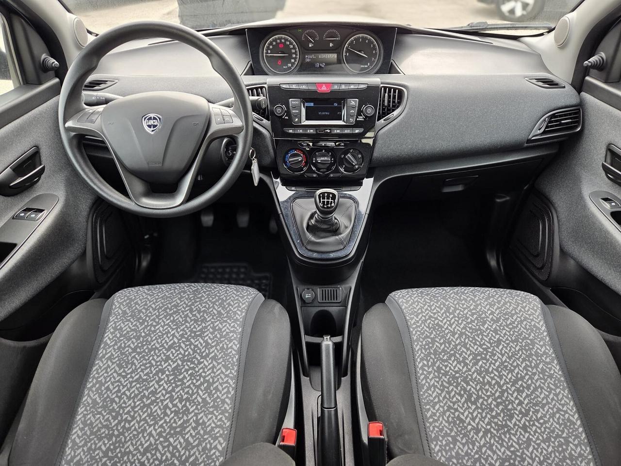 LANCIA YPSILON 1.0 5P S&S HYBRID ALBERTA FERRETTI