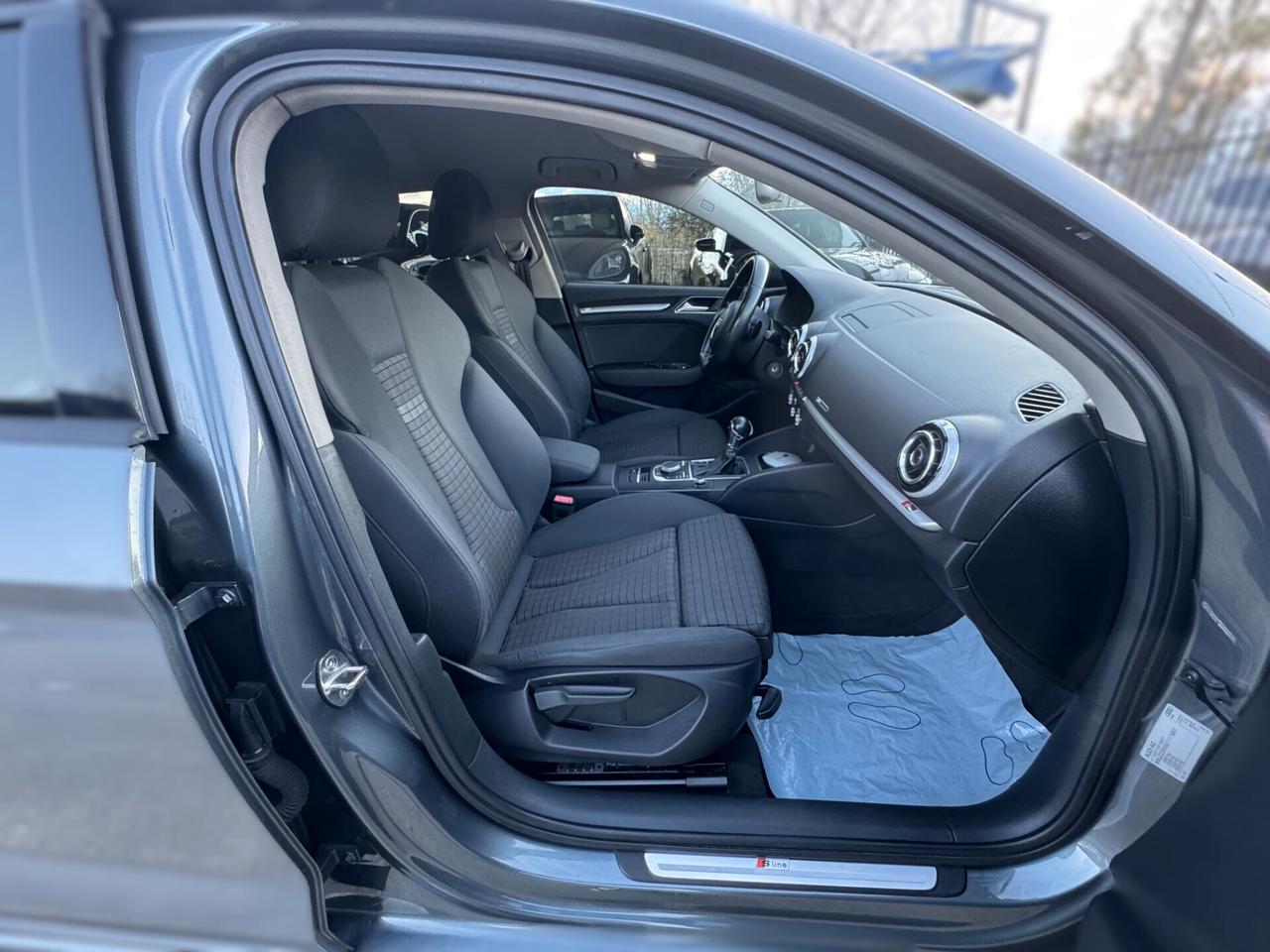 Audi A3 Sedan 1.6 TDI S tronic Design