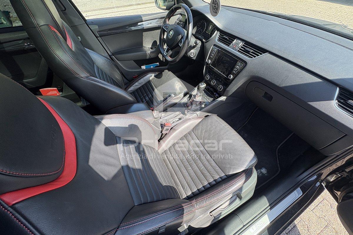 SKODA Octavia 2.0 TDI DSG Wagon RS