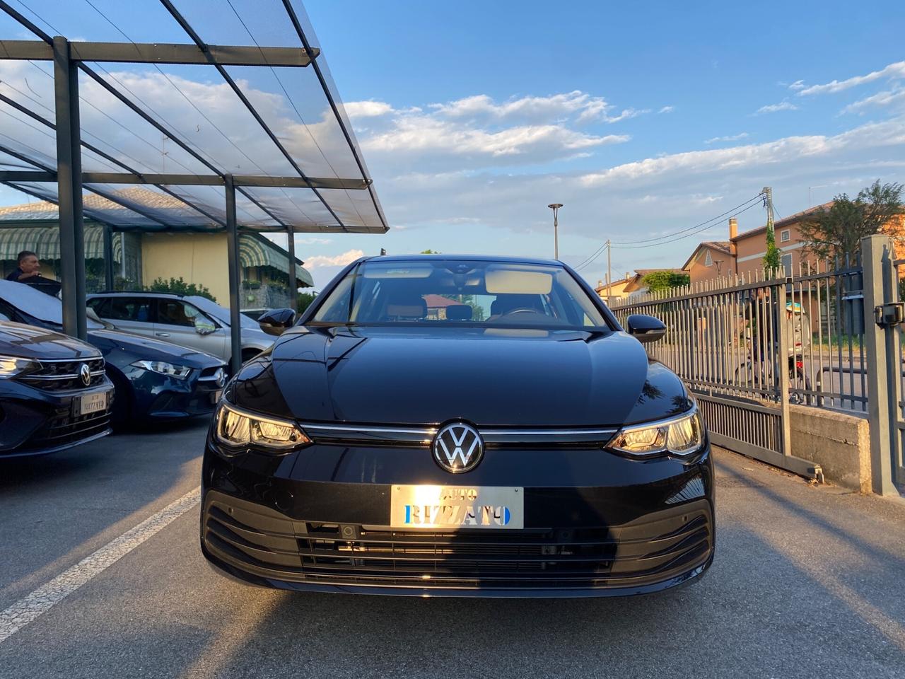 Volkswagen Golf 1.0 TSI EVO Life- OK NEOPATENTATI