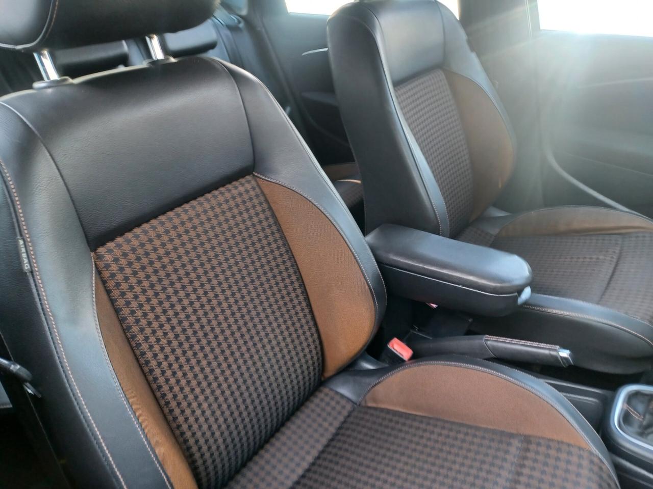 Volkswagen Polo 1.4 TDI HIGHLINE ANNO 2016