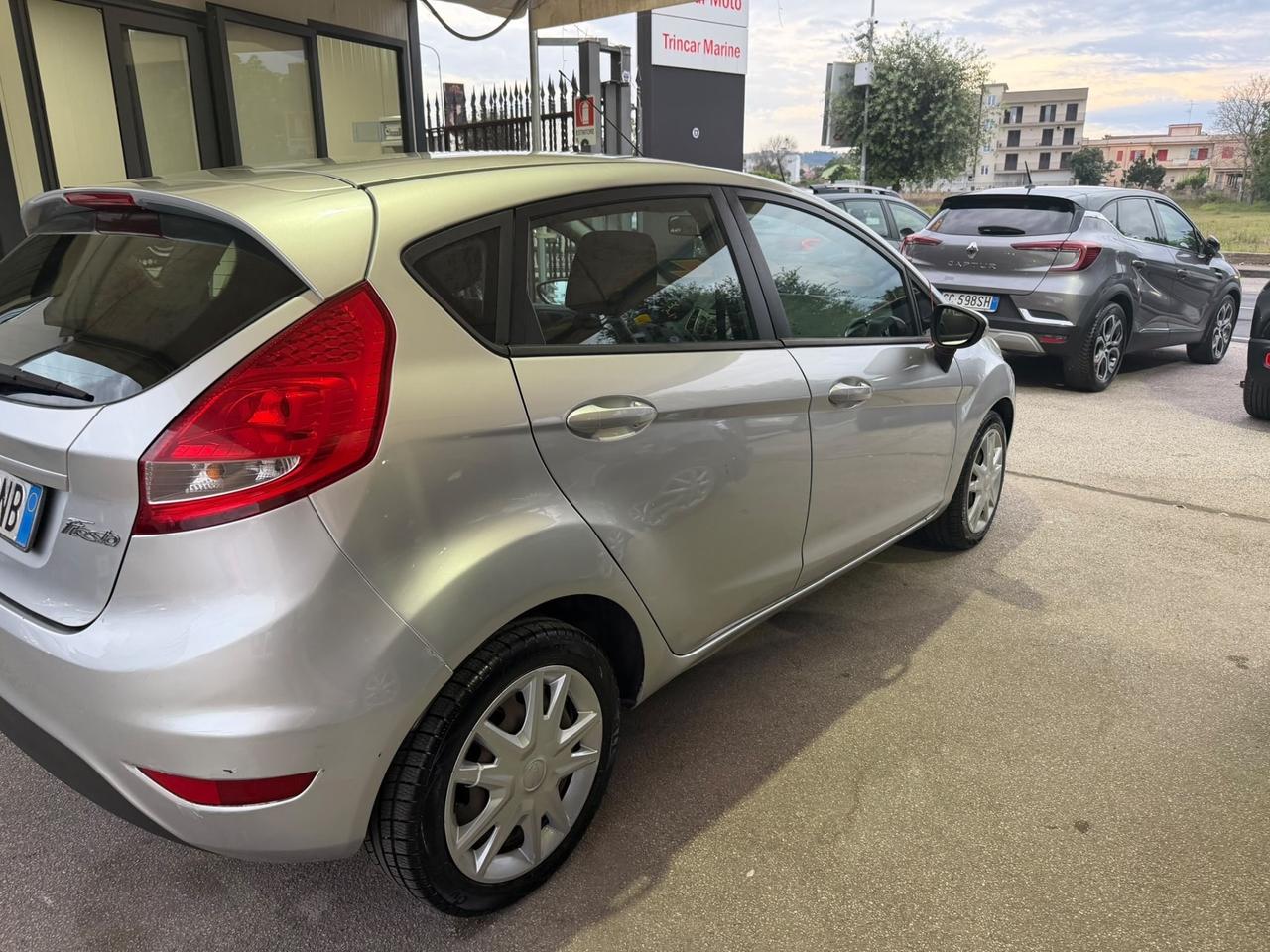 Ford Fiesta 1.4 5 porte Bz.- GPL Titanium