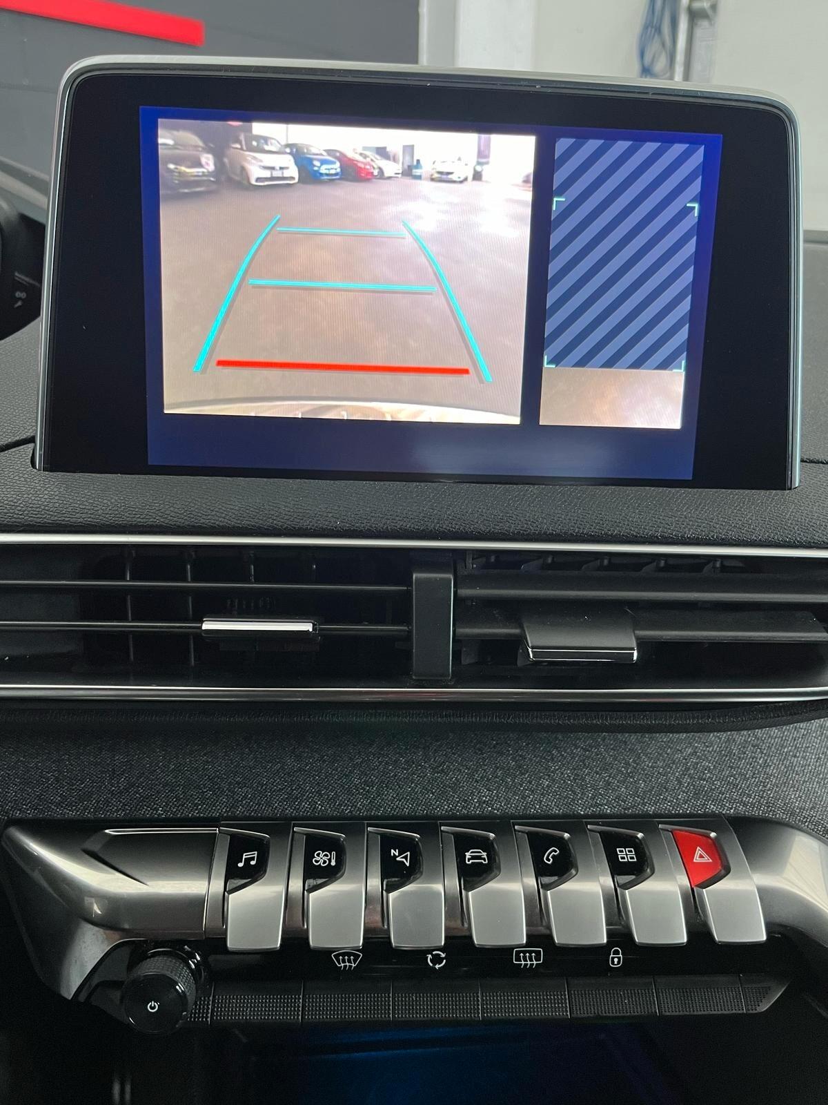 Peugeot 5008 BlueHDi 120 S&S Allure