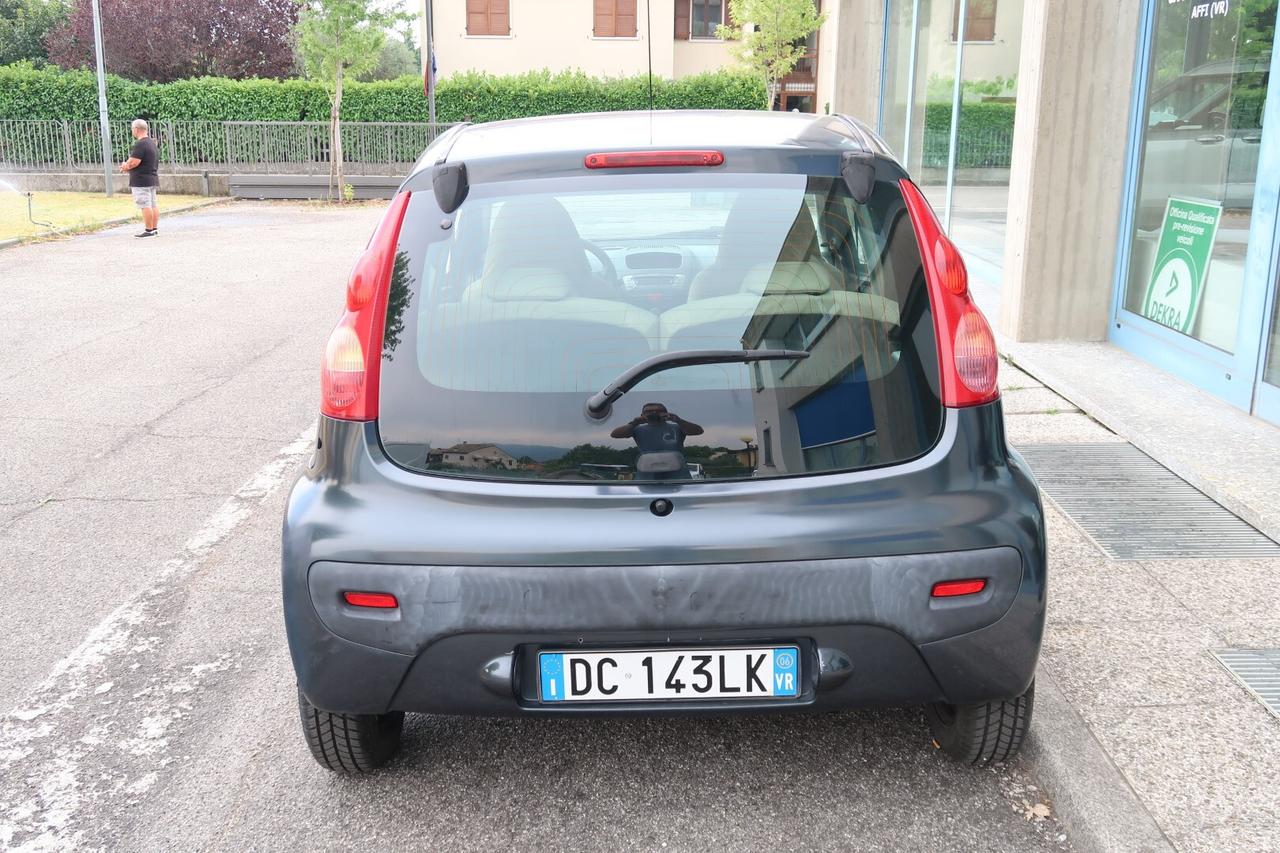 Peugeot 107 1.0 68CV 5p. Automatica