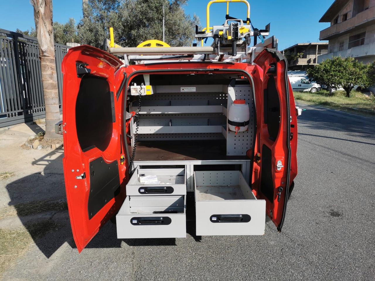 Fiorino 1.3 mj 95 CV allestito (2 unità in arrivo)