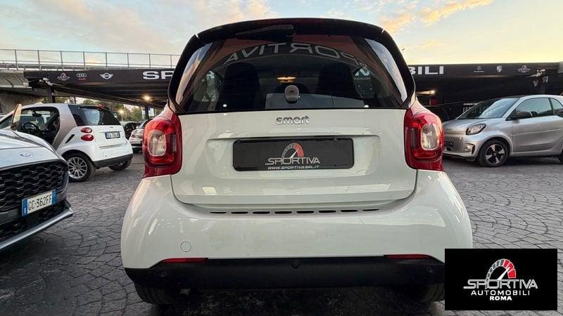 smart fortwo 229 EURO MENSILI fortwo 70 1.0 Passion
