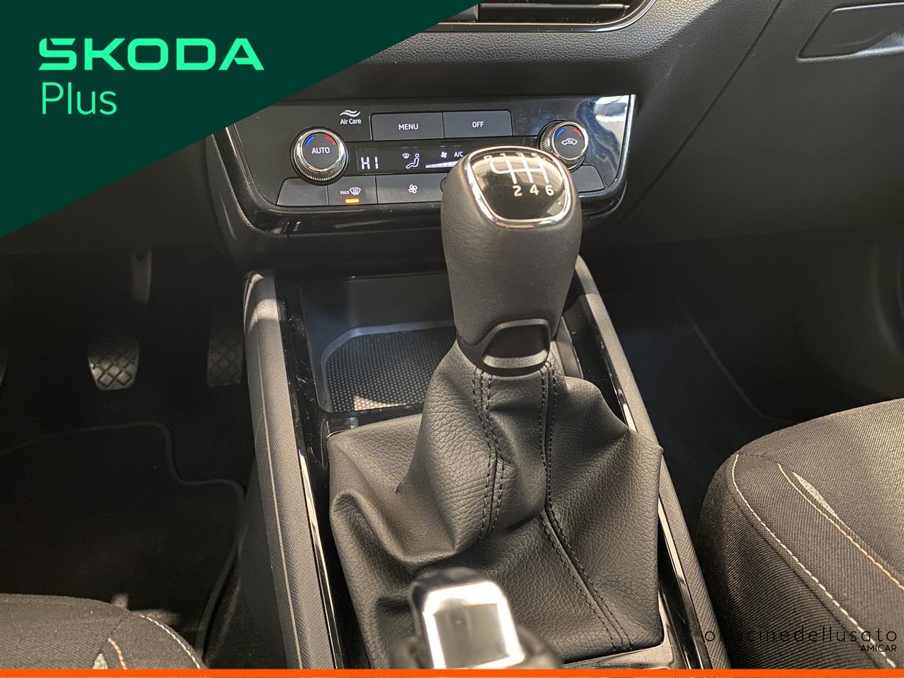 Skoda Kamiq 1.0 tsi 115cv black dots