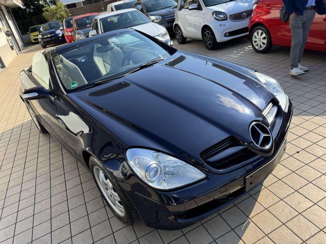 MERCEDES-BENZ SLK 200