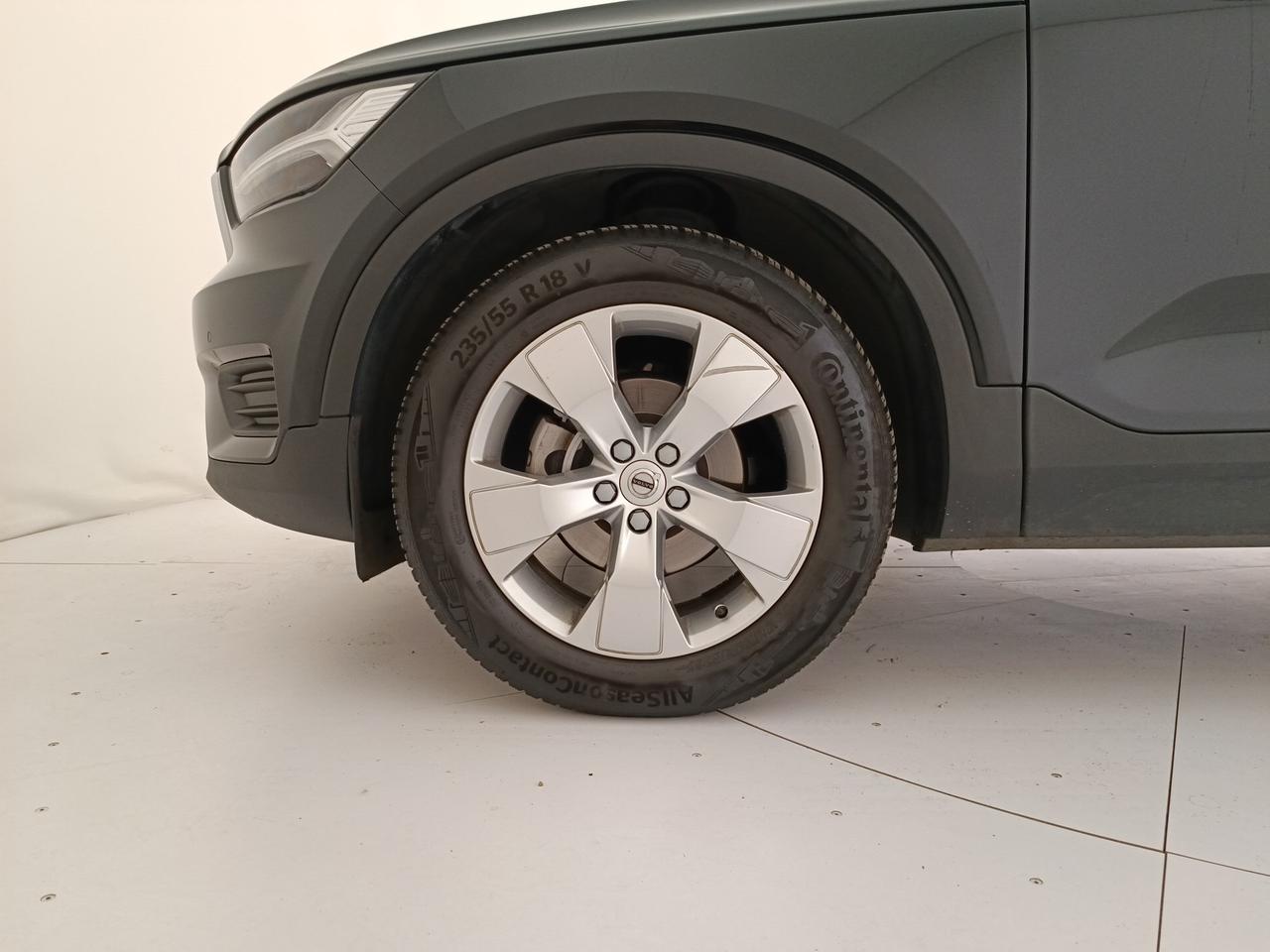 VOLVO XC40 1.5 t3 Momentum Pro 163cv auto my21