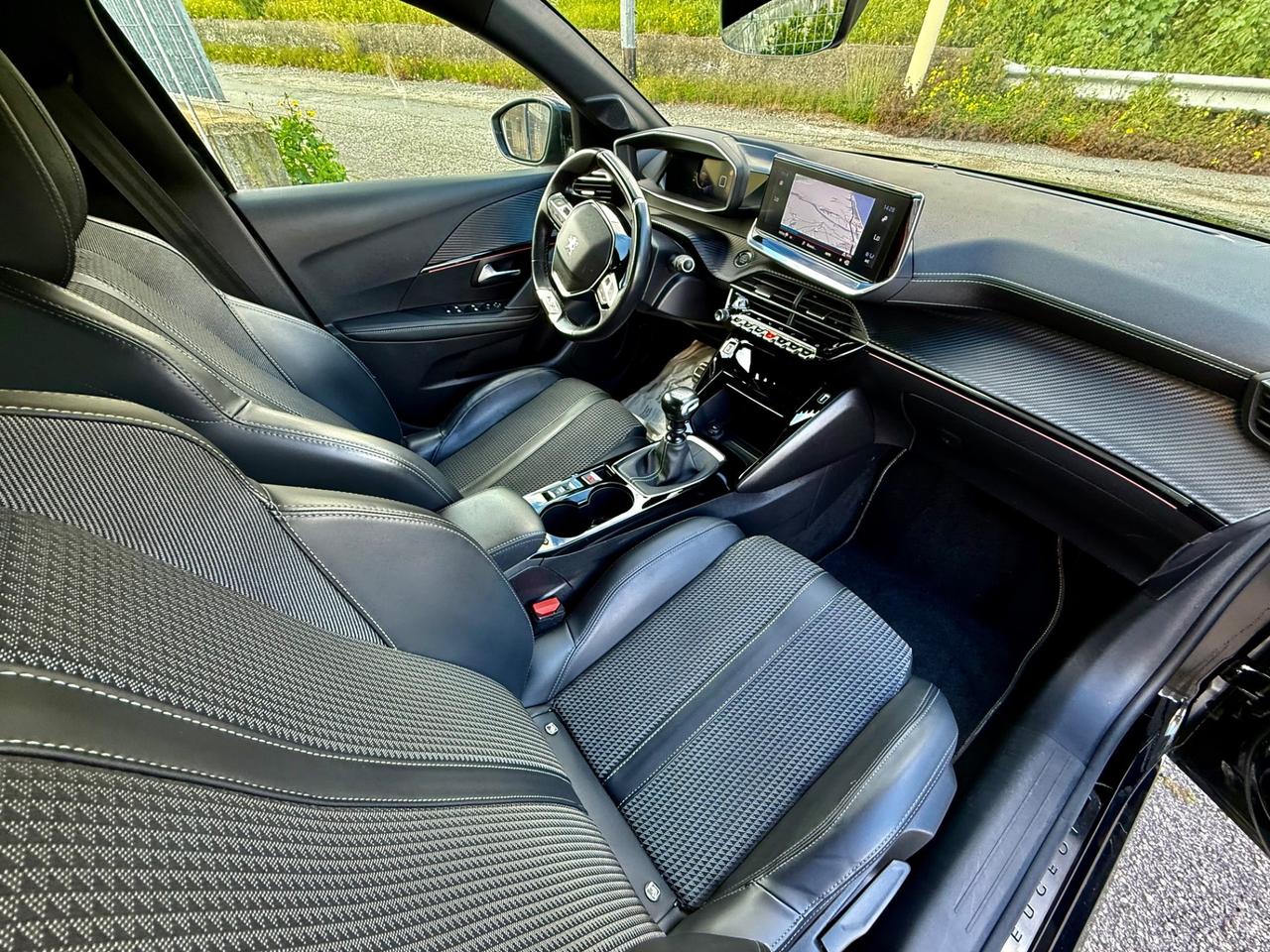 PEUGEOT 208 BLUEHDI 100 CV GT LINE