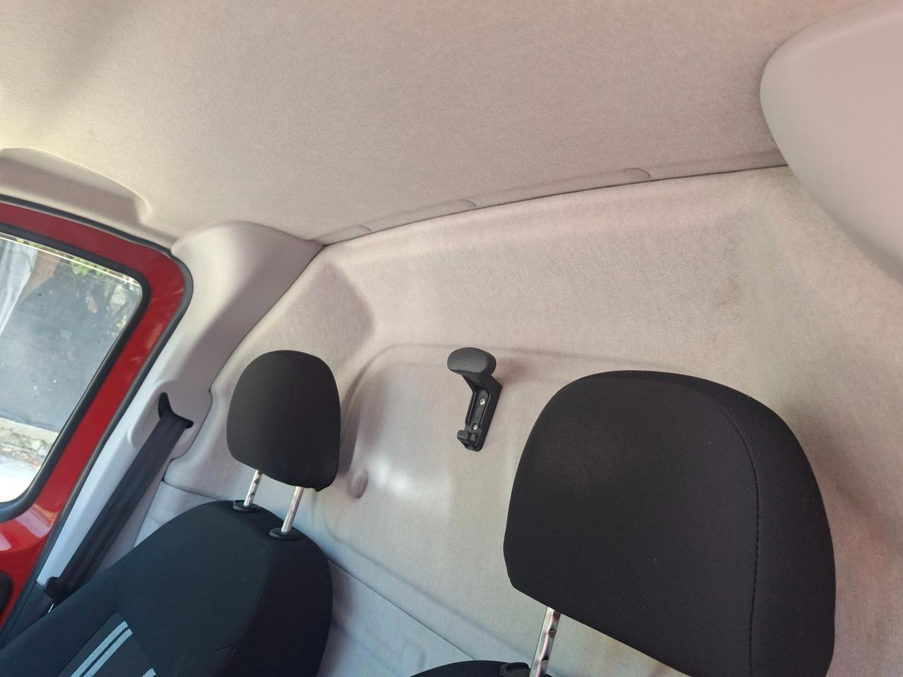 Fiat Fiorino 1.3 MJT 95CV Cargo Adventure adibito officina mobile