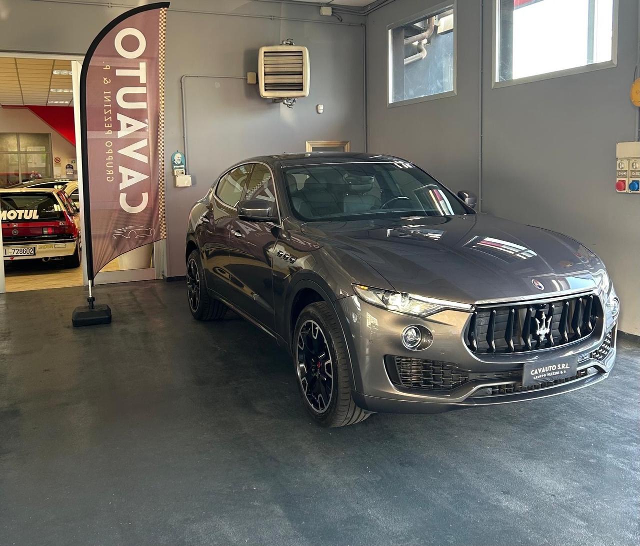 Maserati Levante V6 Diesel 250 CV AWD Gransport