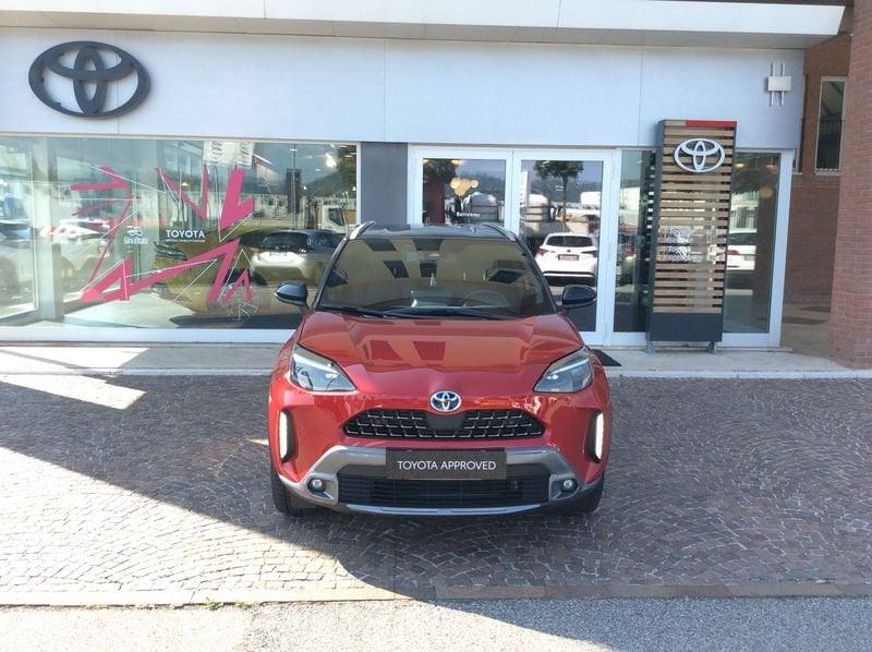 Toyota Yaris Cross 1.5 Hybrid 5p. E-CVT AWD-i Adventure