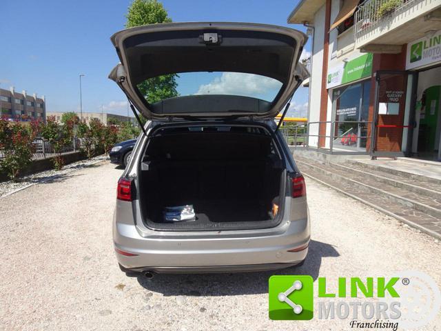 VOLKSWAGEN Golf Sportsvan 1.6 TDI 110CV DSG CINGHIA APPENA SOSTITUITA