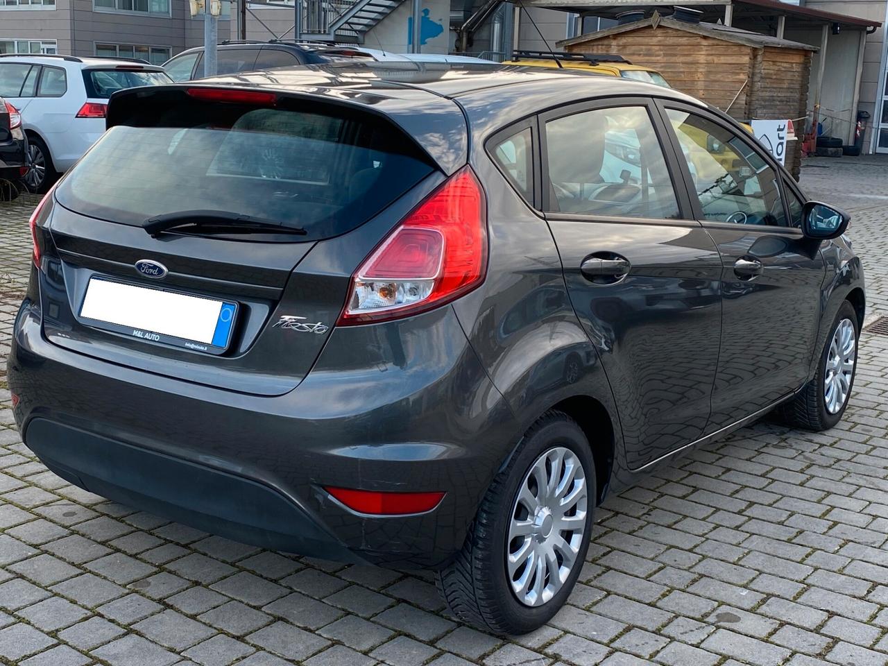 Ford Fiesta 1.5 TDCi 75CV 5 porte Titanium