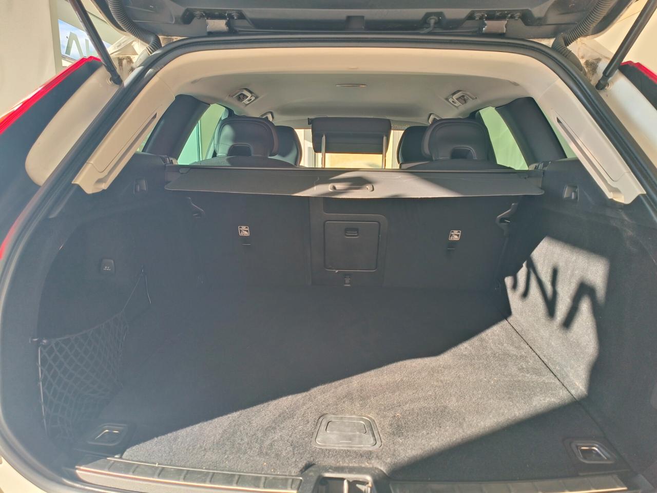 Volvo XC 60 XC60 B4 (d) AWD Geartronic Inscription