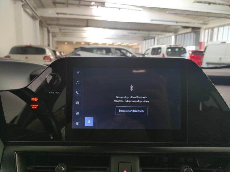 LEXUS UX - UX Hybrid Design