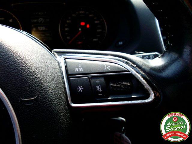 AUDI Q3 2.0 TDI 120 CV Business