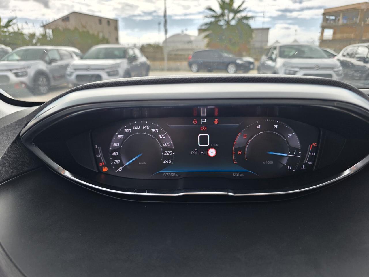 Peugeot 5008 BlueHDi 130 S&S EAT8 Active Pack