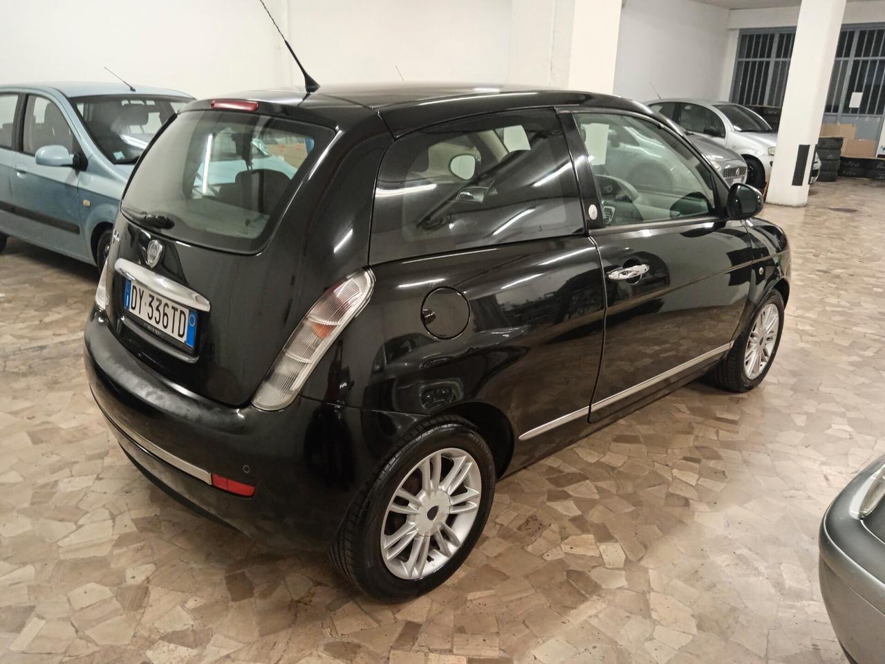 Lancia Ypsilon 1.4 E-Collection Ecochic GPL