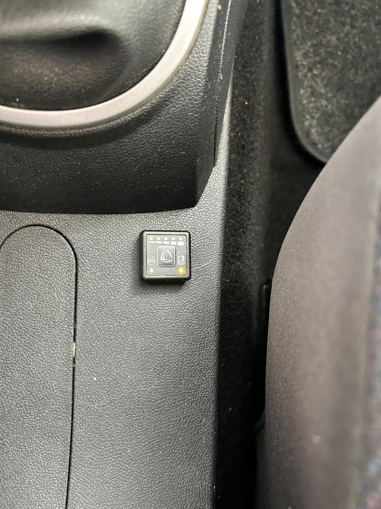 Renault Clio 1.2 GPL X NEOPATENTATI 2009