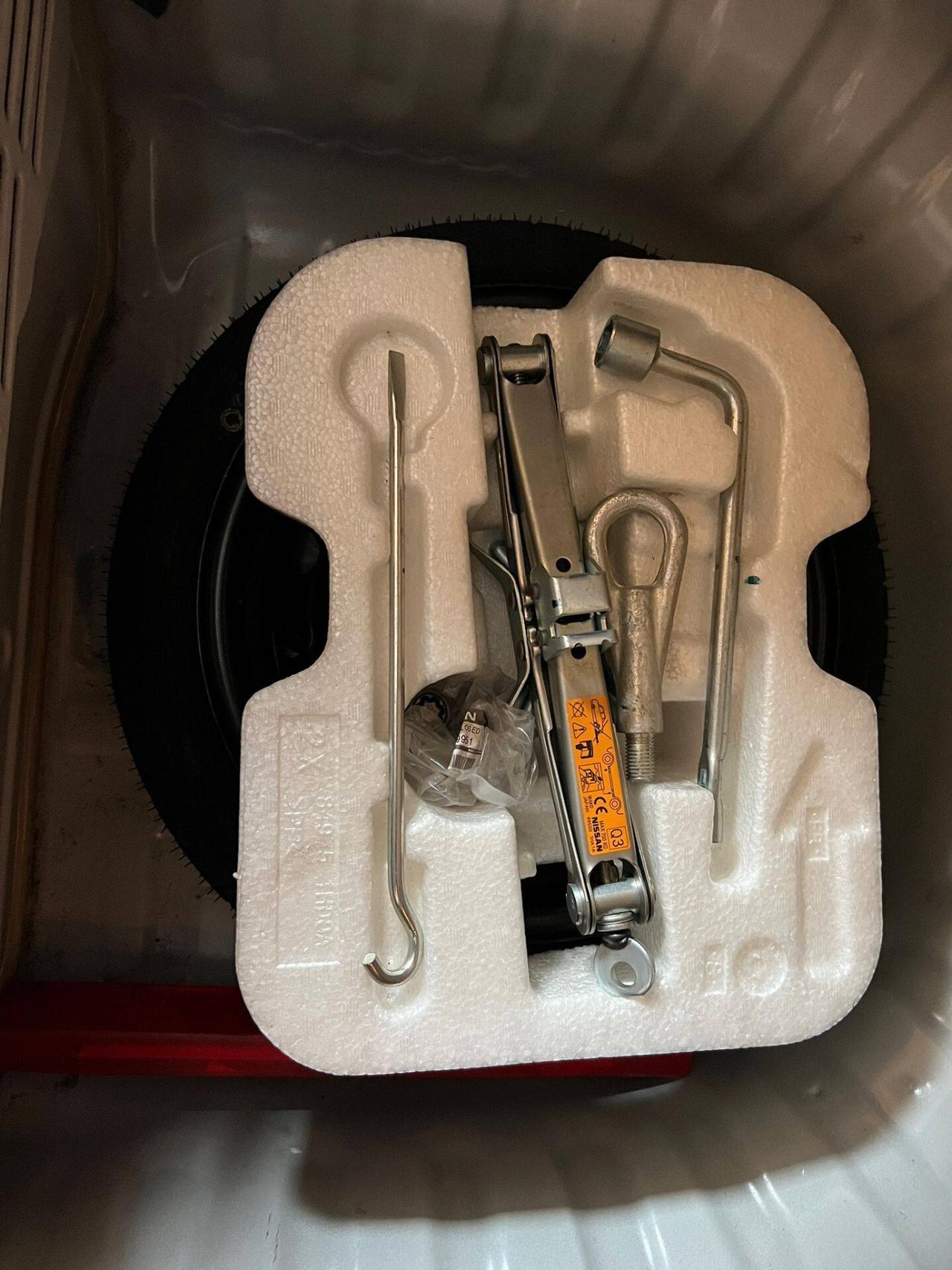 Nissan Micra 1.2 12V 5 porte Tekna