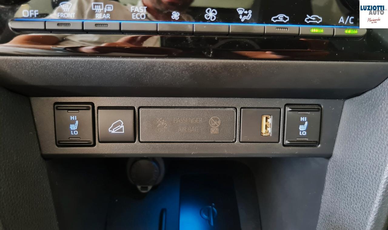 Toyota Yaris Cross 1.5 HYBRID 4WD LOUNGE