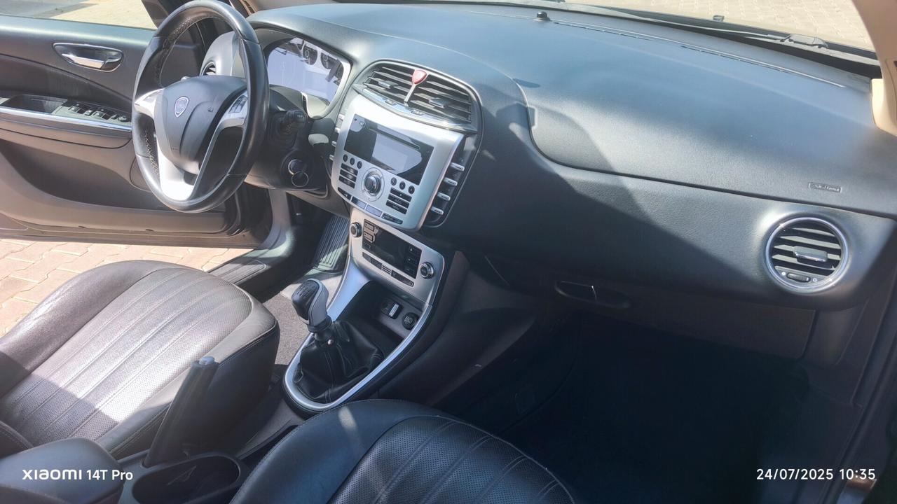 Lancia Delta 1.6 MJT 120CV GOLD 2013