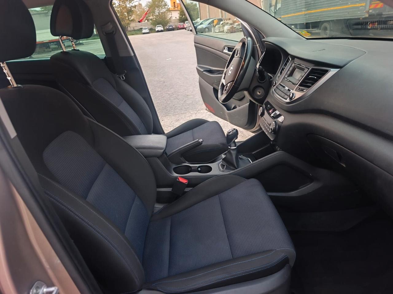 Hyundai Tucson 2016---1.6 Benzina
