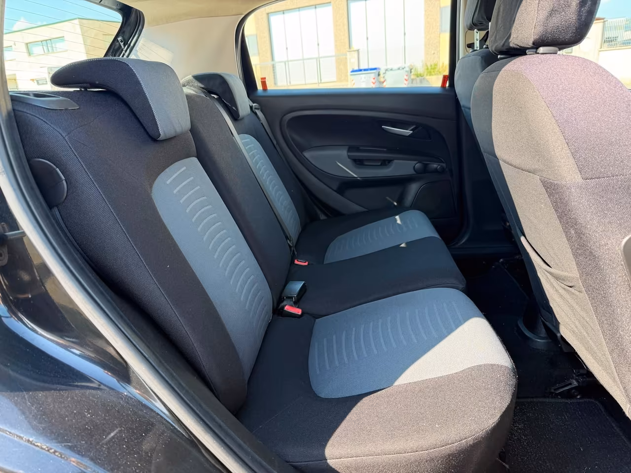 Fiat Grande Punto 132000 KM