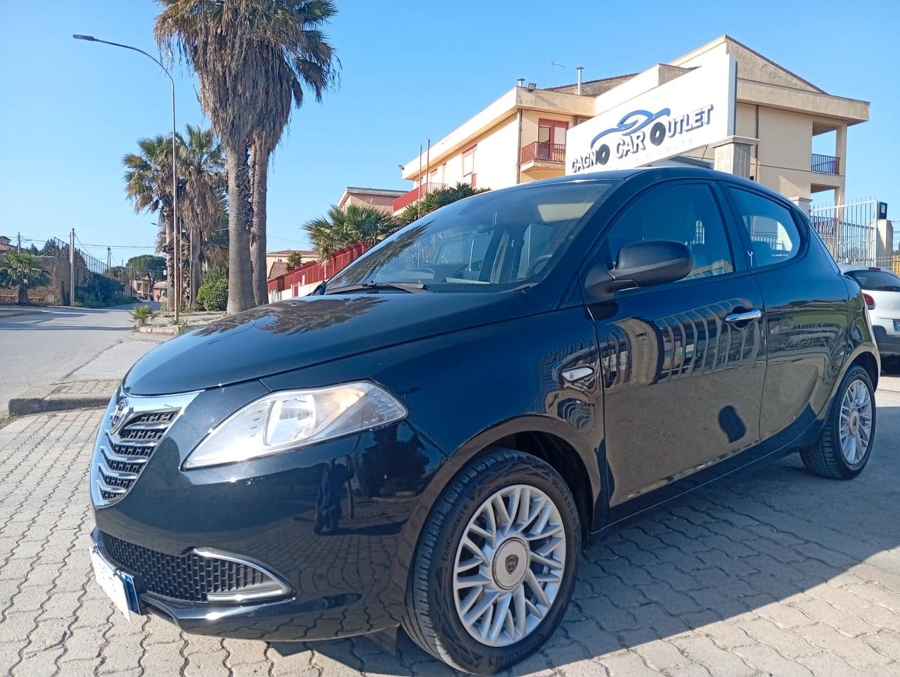 Lancia Ypsilon 1.3 MJT 16V 95 CV 5 MOTORE NUOVO!