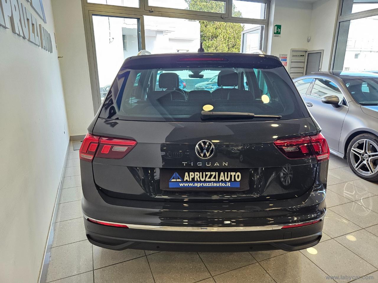 VOLKSWAGEN Tiguan 2.0 TDI 150CV SCR DSG Life