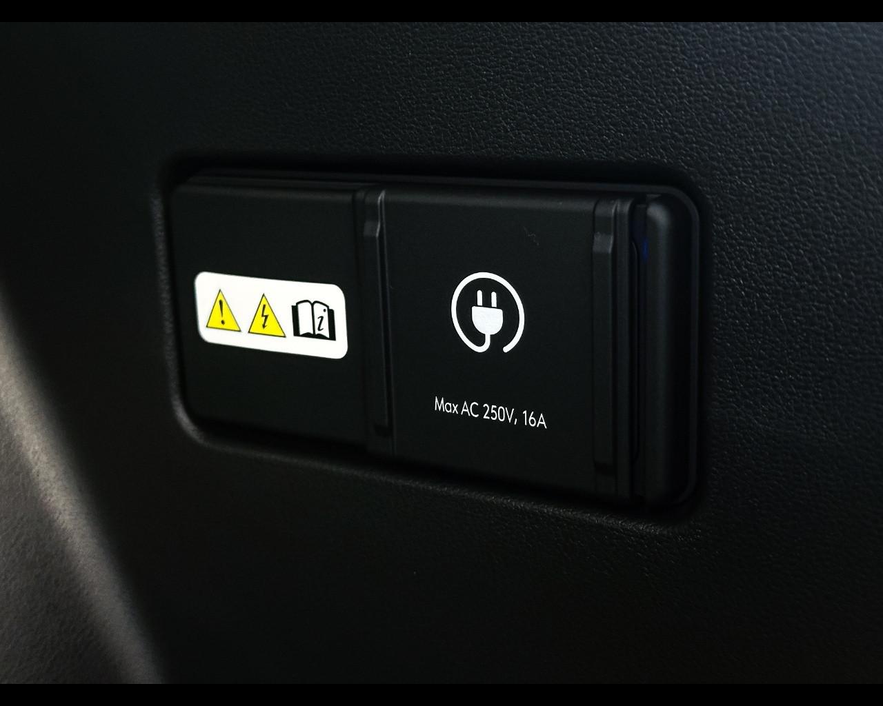 HYUNDAI IONIQ9 110 KWH 4WD CALLIGRAPHY 6PPERF+DM