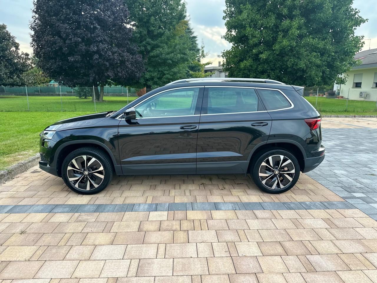 Skoda Karoq 2.0 TDI EVO SCR 115 CV DSG SportLine UNICO PROPIETARIO , NEOPATENTATI