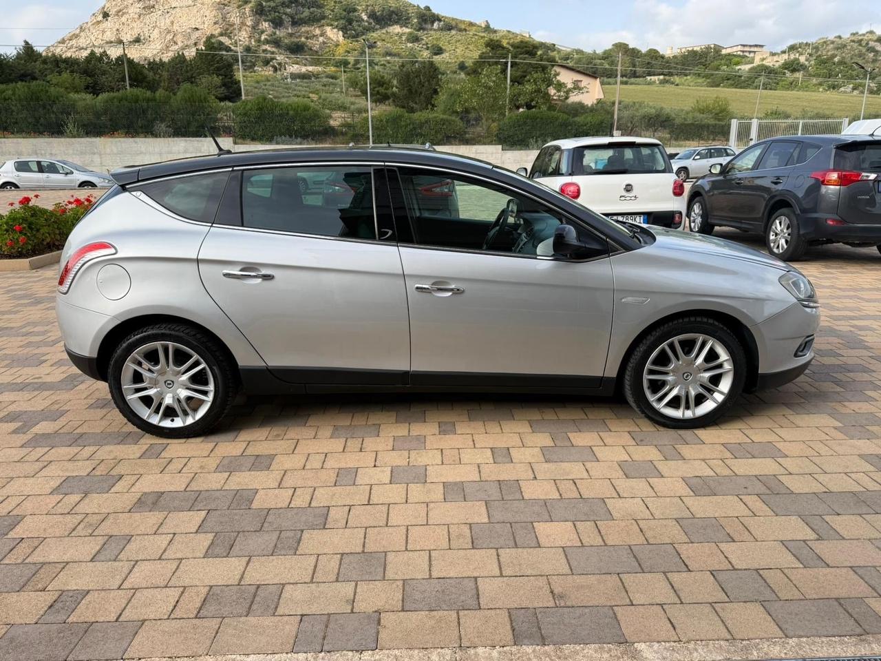 Lancia Delta 1.6 MJT DPF Silver