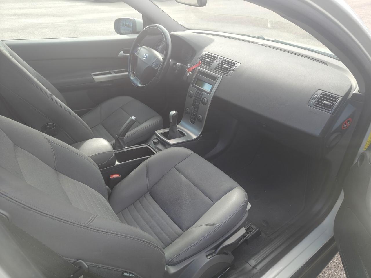 Volvo C30 1.6d momentum