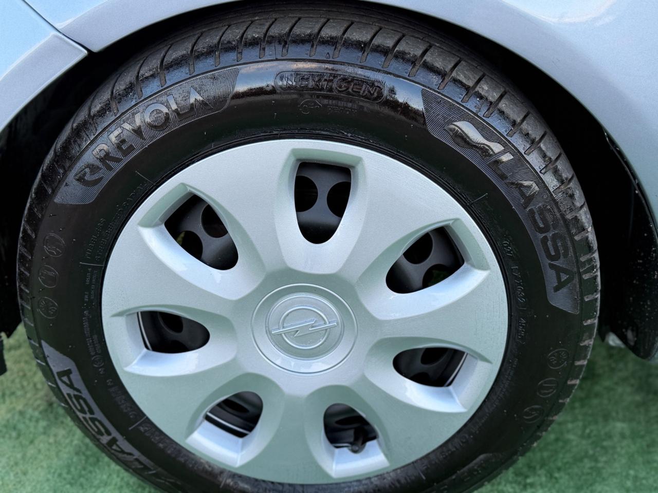 Opel Corsa 1.2 80CV 5 porte GPL-TECH Edition